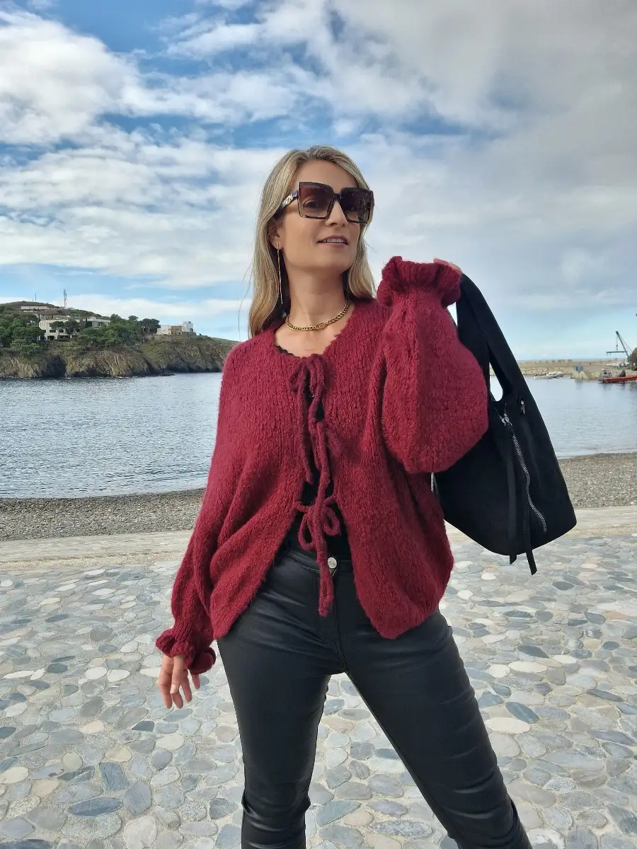 Gilet à nœud bordeau