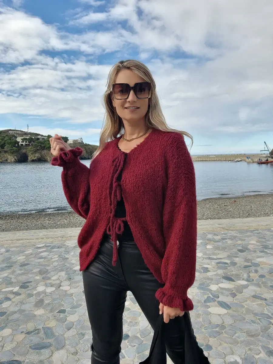 Gilet à nœud bordeau