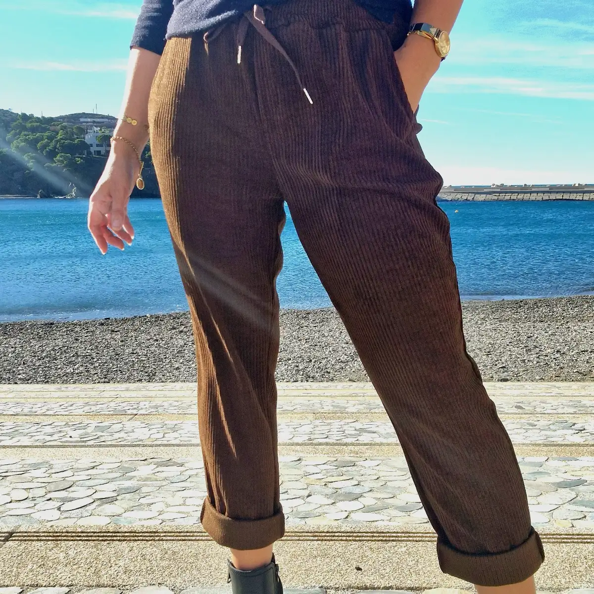 Pantalon mum velours souple marron