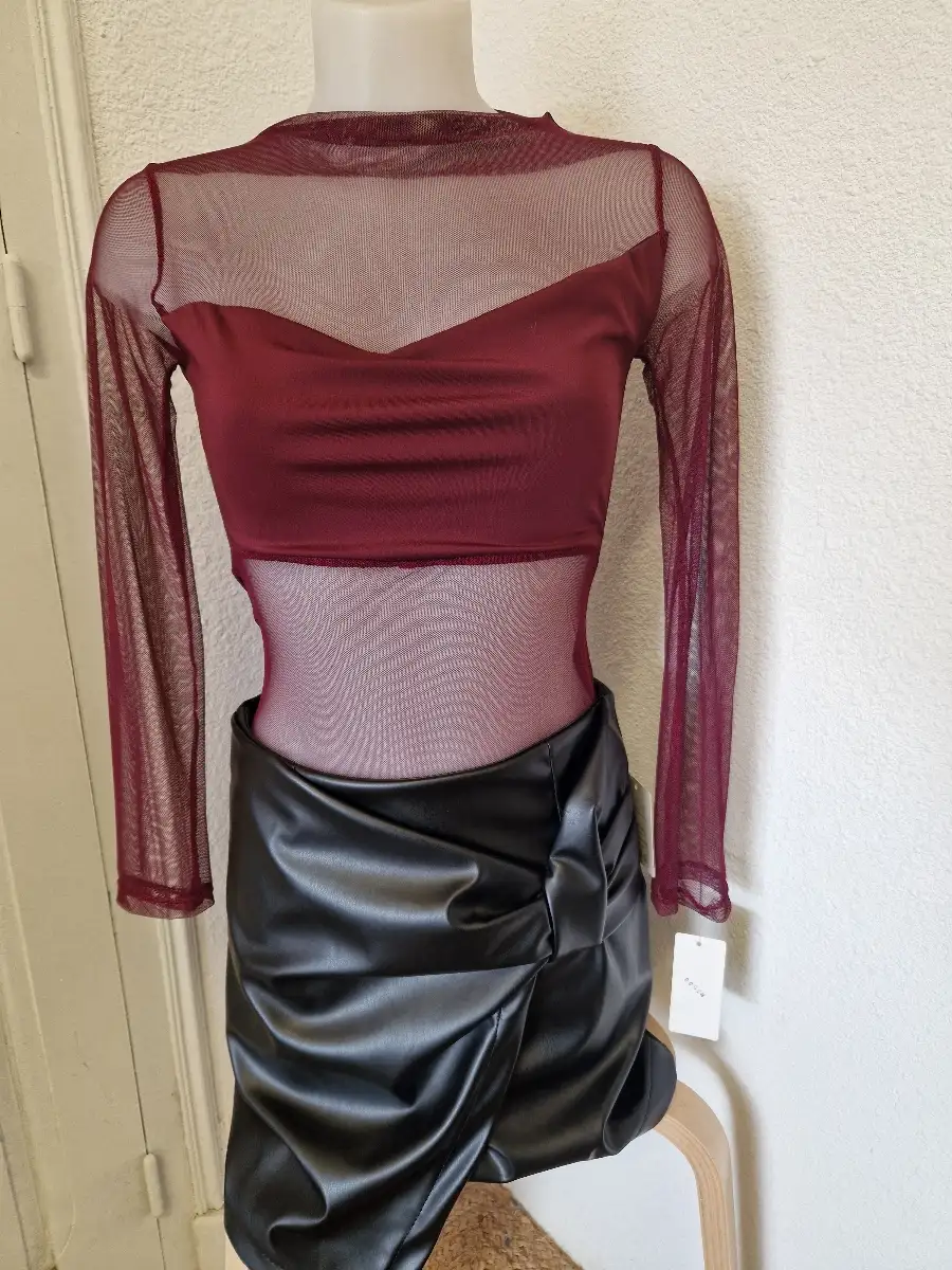 Body avec empiècement voile